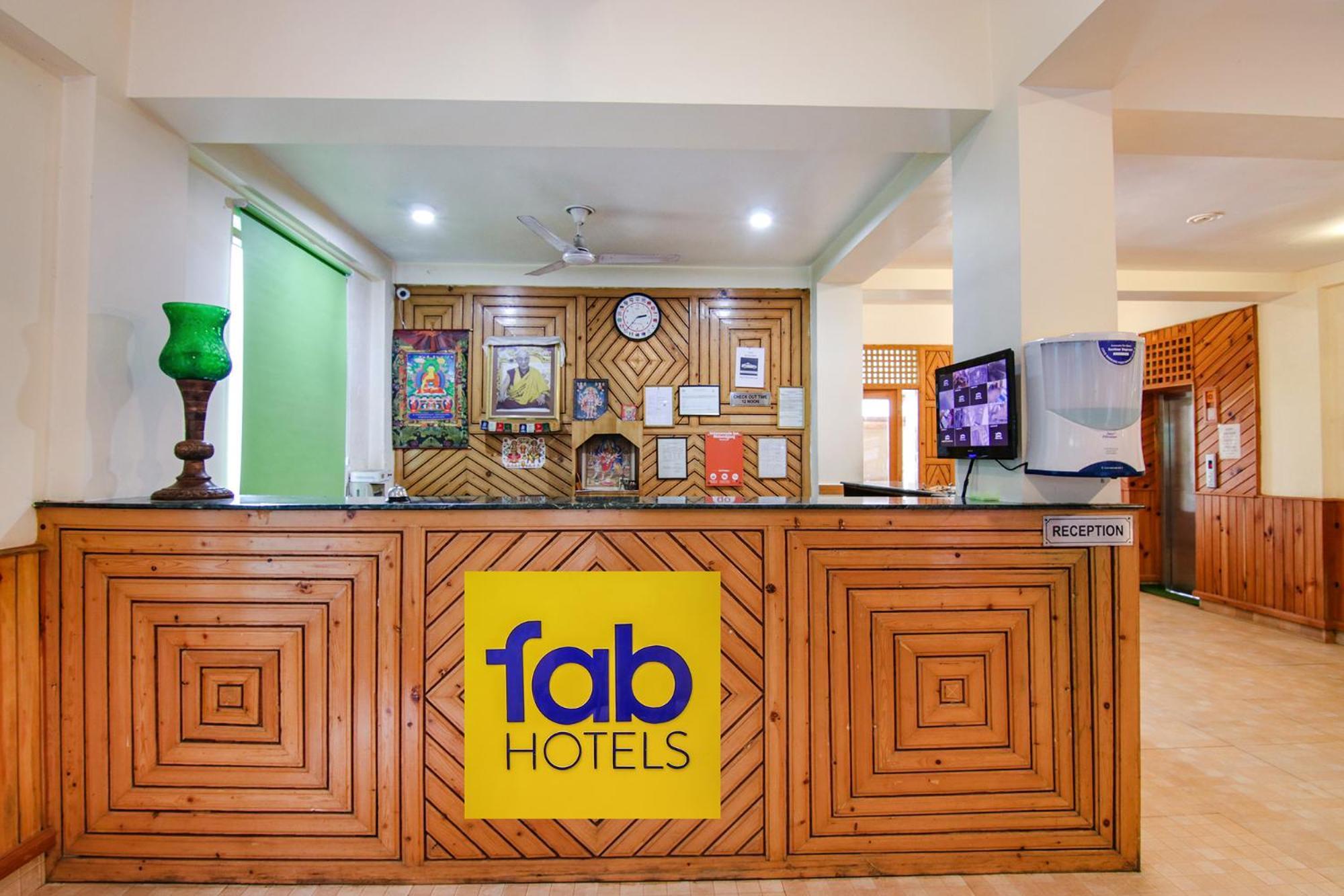 Fabhotel Greenwoods Inn Dharamshala Exterior photo