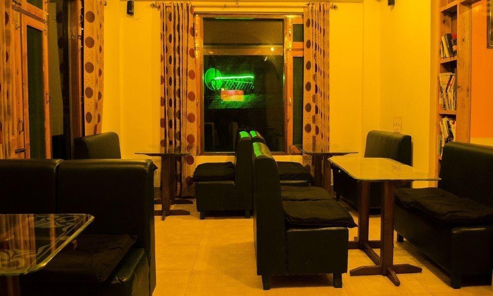 Fabhotel Greenwoods Inn Dharamshala Exterior photo