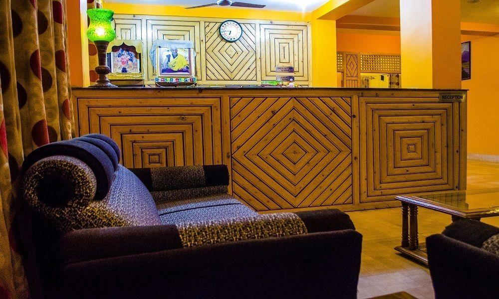 Fabhotel Greenwoods Inn Dharamshala Exterior photo